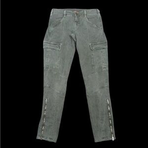 Women’s J Brand Skinny Leg Cargo‎ Pant Zipper Detail Vintage Olive 25